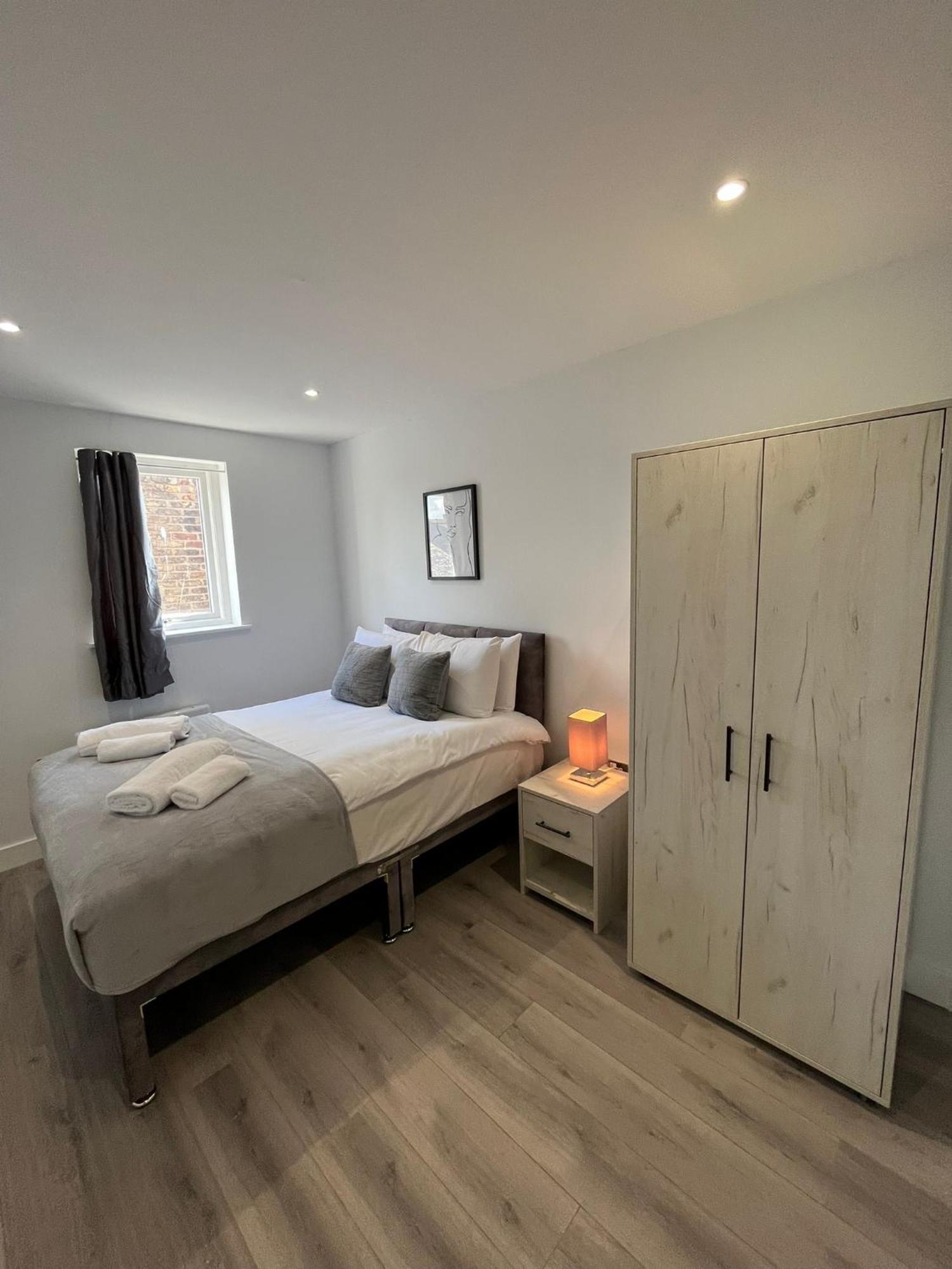 Bishops Lynn House Apartments - Town Centre Кингс-Линн Номер фото